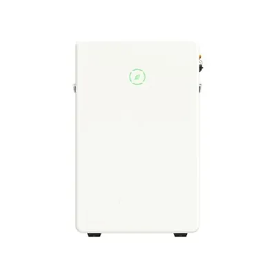 How many solar combiner boxes are there